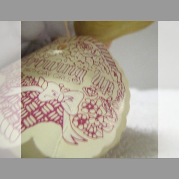 1982 Enesco GROWING UP GIRLS 8th Birthday Brunette Porcelain Figurine With Tag - Picture 12 of 12